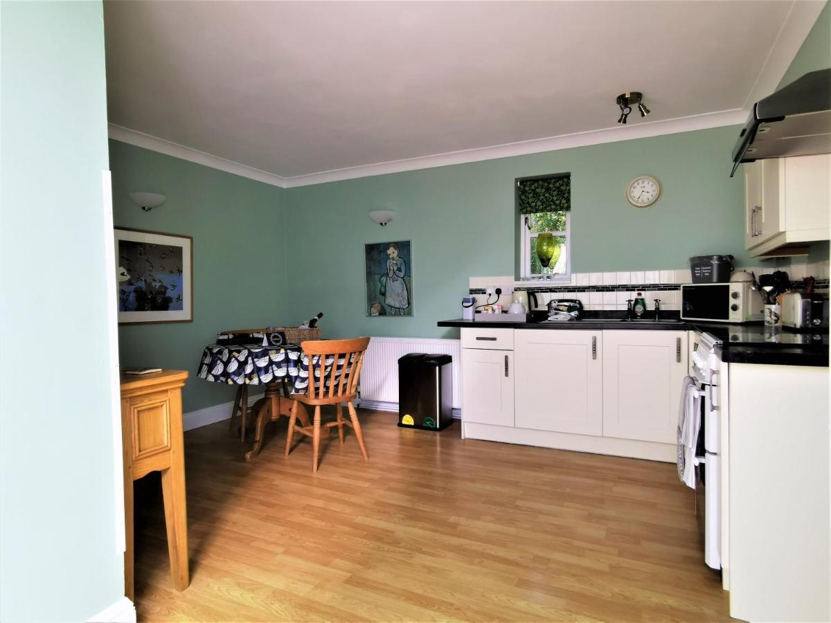 Wellstone Cottages - Ivy Llanfyrnach ภายนอก รูปภาพ